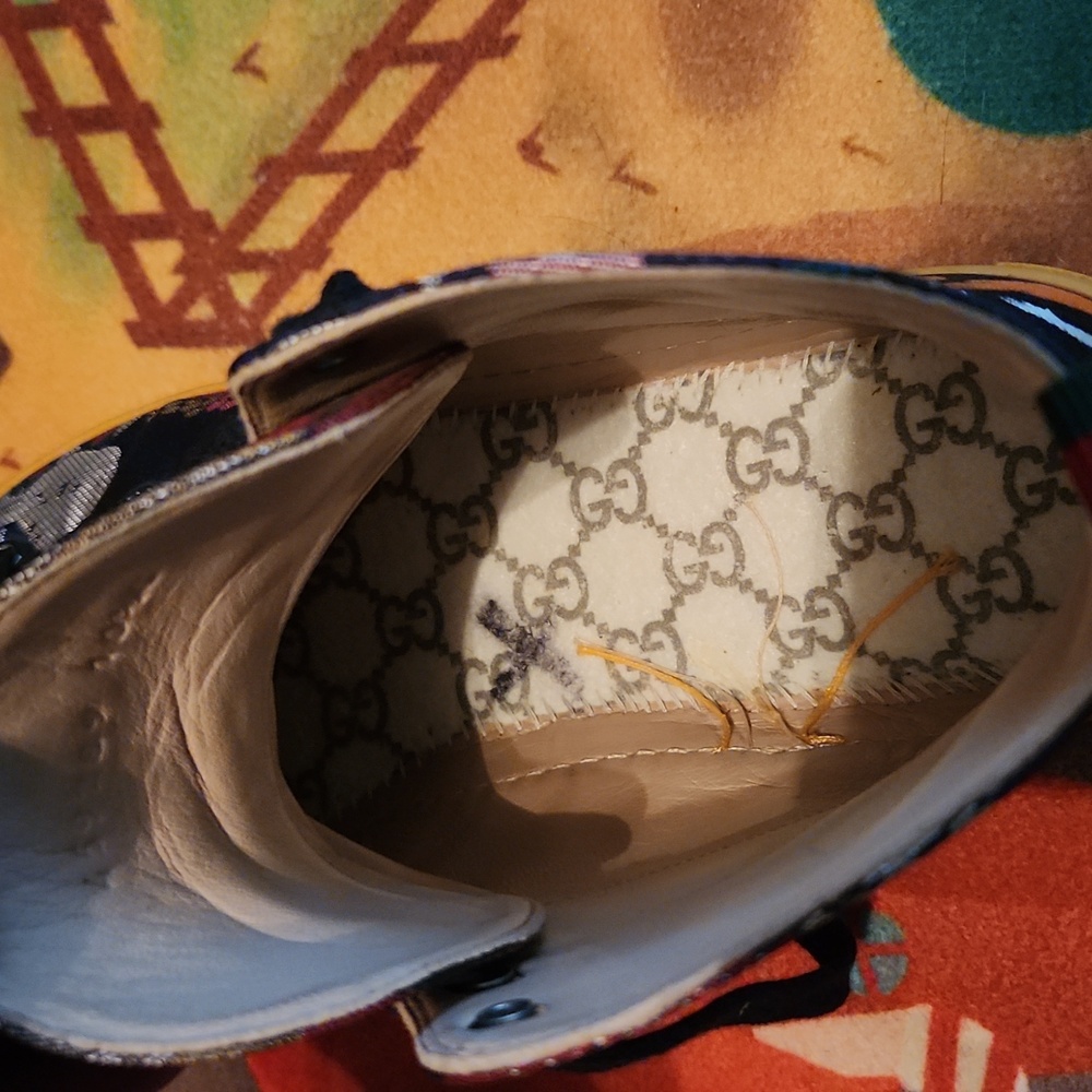 Stylish Multicolor High-Top Sneakers - Picture 7 of 12